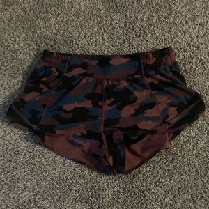 Lululemon Athletica Black and Brown Athletic Shorts Moisture-Wicking Design